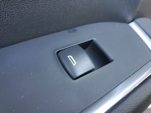 Used 2023 Chevrolet Silverado 1500 LT w/ Protection Package image 13