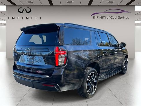 Used 2024 Chevrolet Suburban RST image 7