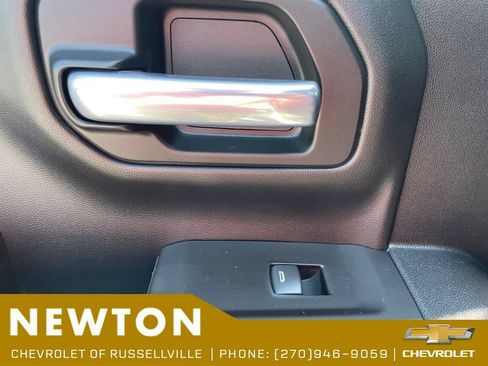 Used 2021 Chevrolet Silverado 1500 LT AWD/4WD image 36