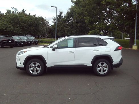 Used 2020 Toyota RAV4 XLE w/ All Weather Liner Package AWD/4WD image 2