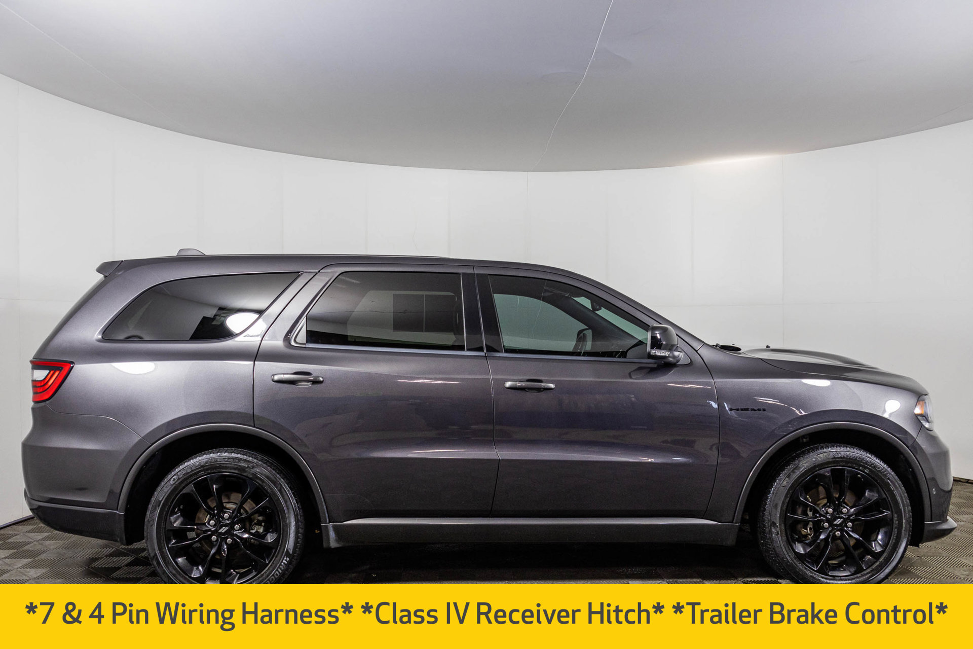 Used 2020 Dodge Durango R/T w/ Blacktop Package AWD/4WD image 18