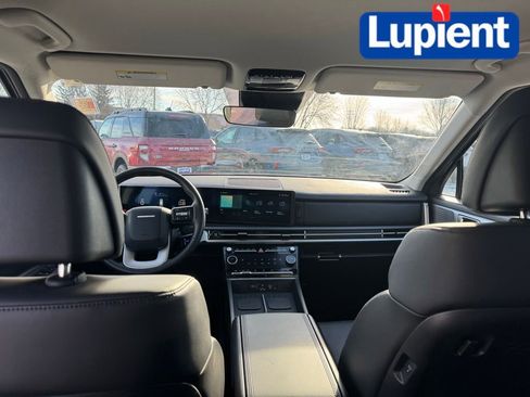 Used 2025 Hyundai Santa Fe SEL image 15
