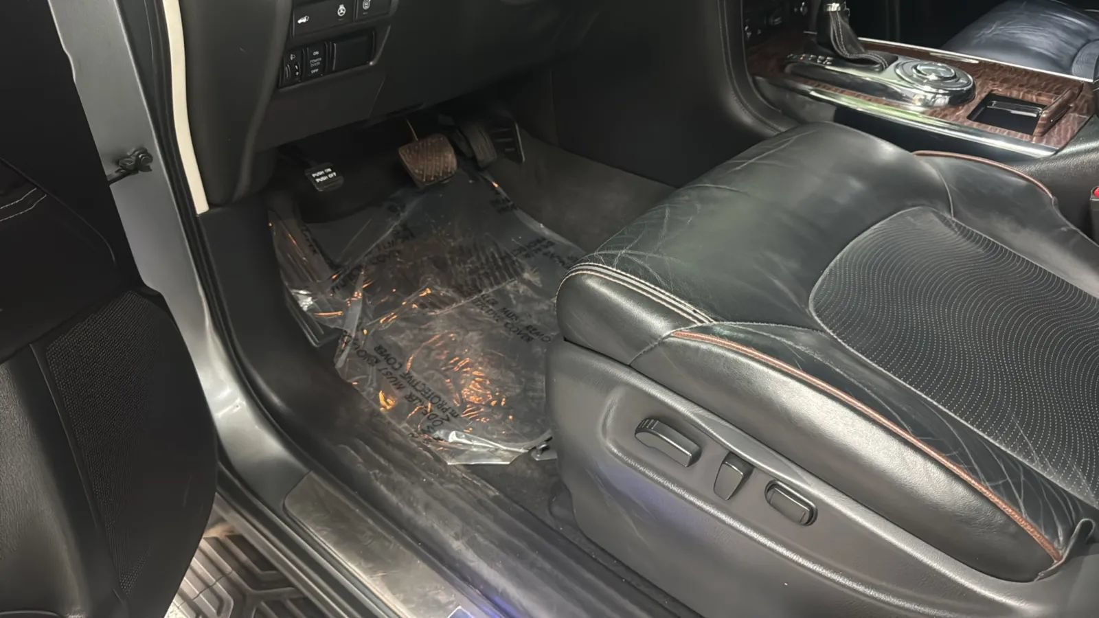 Used 2018 Nissan Armada Platinum RWD image 25