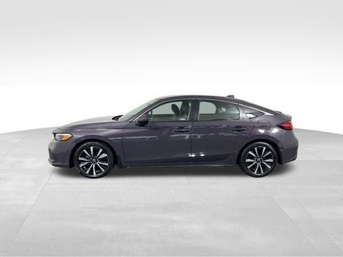 Used 2024 Honda Civic EX-L image 3