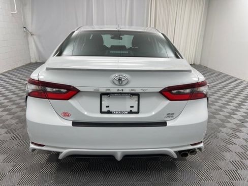 Used 2023 Toyota Camry SE image 7