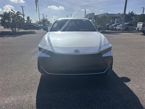 New 2026 Toyota Crown XLE image 9