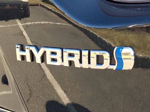 Certified 2022 Toyota Corolla LE image 31