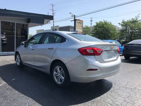 Used 2018 Chevrolet Cruze LT FWD image 5