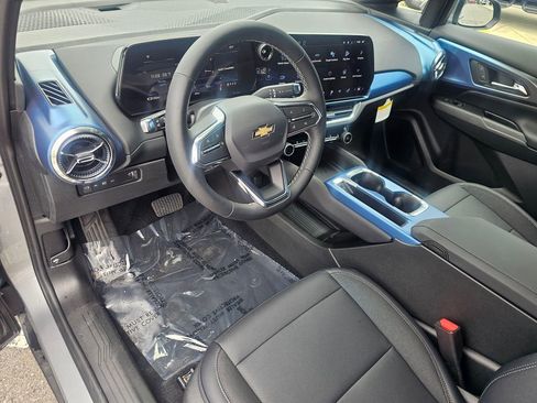 New 2026 Chevrolet Equinox EV LT AWD/4WD image 19