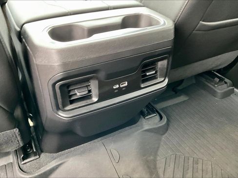 Used 2022 Chevrolet Silverado 1500 LT Trail Boss w/ LT Trail Boss Premium Package image 32