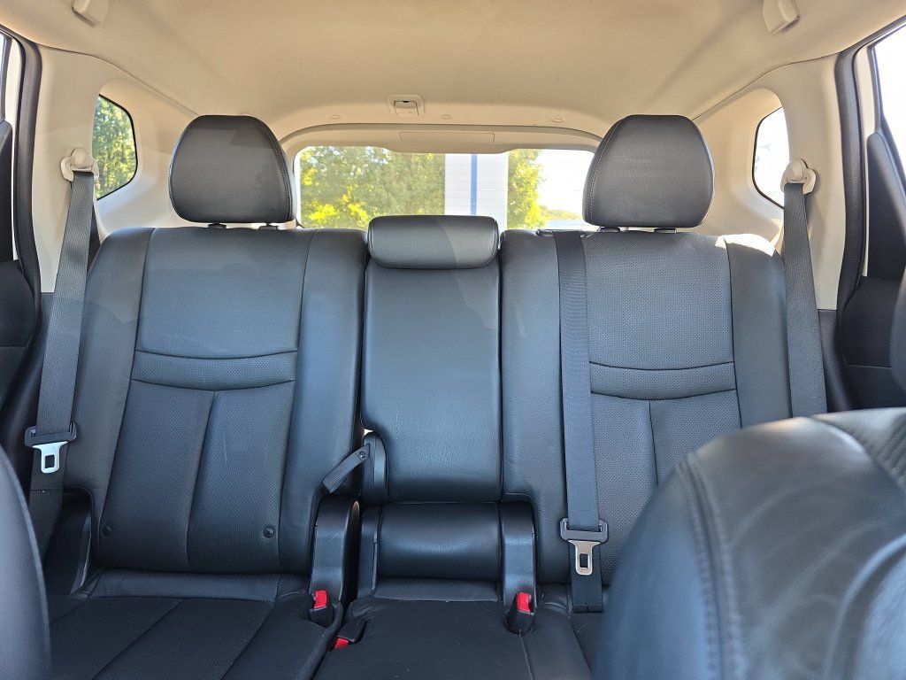 Used 2014 Nissan Rogue SL w/ SL Premium Package AWD/4WD image 39
