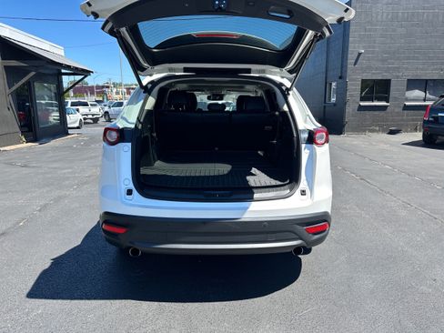 Used 2018 MAZDA CX-9 Touring w/ Touring Premium Package AWD/4WD image 11