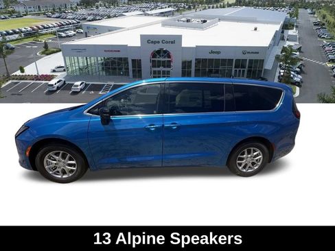 New 2027 Chrysler Pacifica Select w/ Family Tech Group FWD image 6