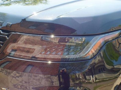 Used 2018 Land Rover Range Rover Sport HSE image 10