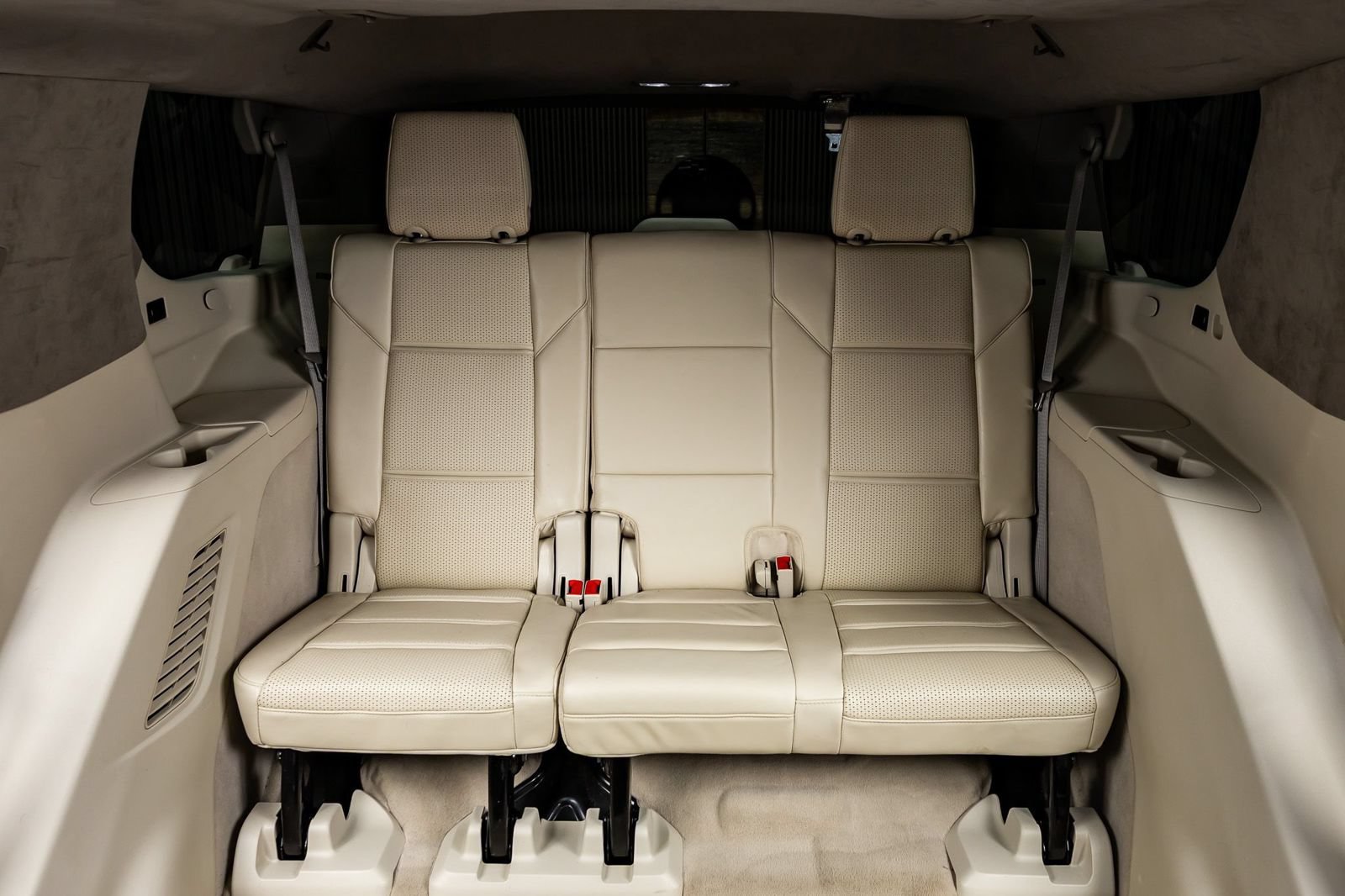Used 2022 Cadillac Escalade Sport Platinum AWD/4WD image 35