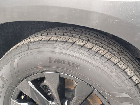 Used 2025 MAZDA CX-50 AWD 2.5 S w/ Premium Package image 28