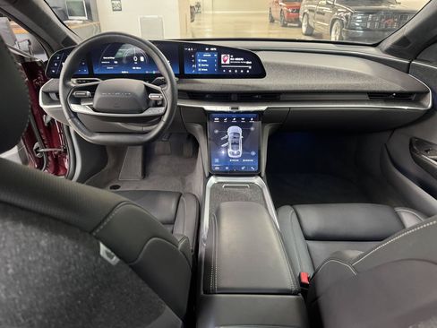Used 2024 Lucid Air Touring AWD/4WD image 10