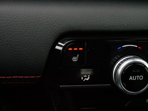 Certified 2025 Honda Pilot TrailSport image 30