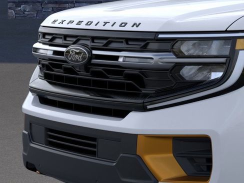 New 2026 Ford Expedition Tremor image 17