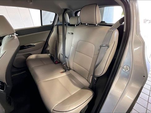 Used 2019 Kia Sportage EX FWD image 14