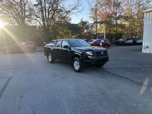 New 2026 Nissan Frontier S image 3