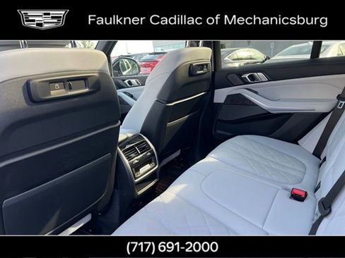 Used 2023 BMW X5 xDrive40i w/ Premium Package AWD/4WD image 16
