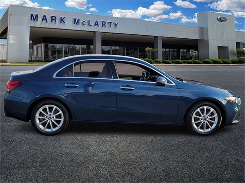 Used 2021 Mercedes-Benz A 220 image 3