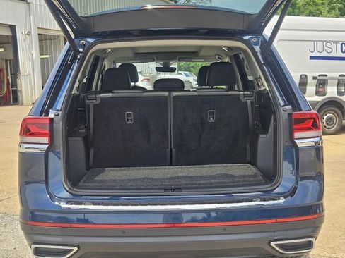 Used 2023 Volkswagen Atlas SEL AWD/4WD image 10