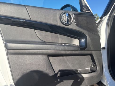 Used 2019 MINI Cooper Countryman w/ Premium Package image 39