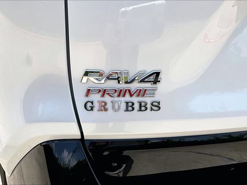 Used 2024 Toyota RAV4 XSE w/ Premium Package AWD/4WD image 43
