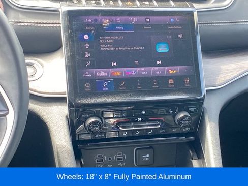 Used 2023 Jeep Grand Cherokee Limited AWD/4WD image 10