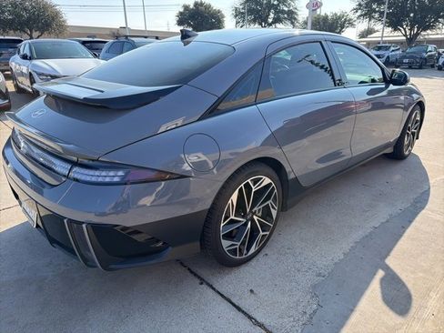 Used 2023 Hyundai Ioniq 6 Limited image 5