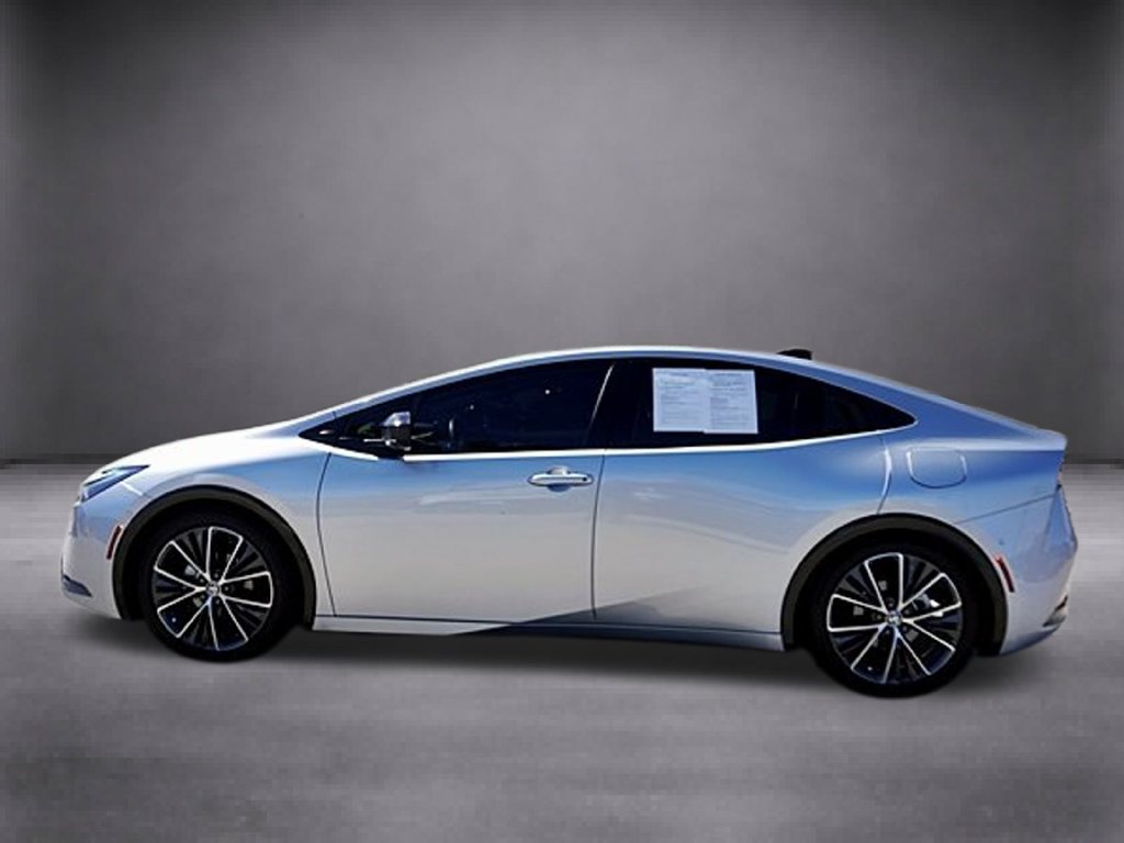 Used 2024 Toyota Prius Limited w/ Limited Premium Package FWD image 9