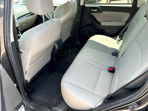 Used 2018 Subaru Forester 2.5i Limited image 12