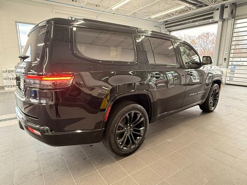 Used 2024 Jeep Grand Wagoneer Series III w/ Quick Order Packagew 28T image 6