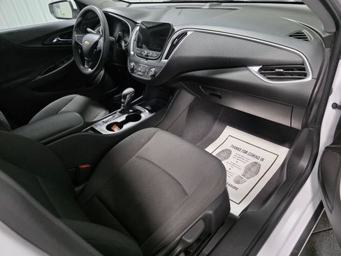 Used 2023 Chevrolet Malibu LS w/ Driver Confidence Package FWD image 7