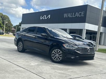 Used 2021 Volkswagen Jetta SE w/ SE Cold Weather Package