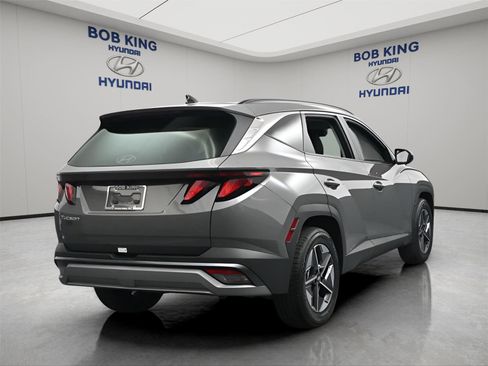 New 2026 Hyundai Tucson SEL FWD image 10