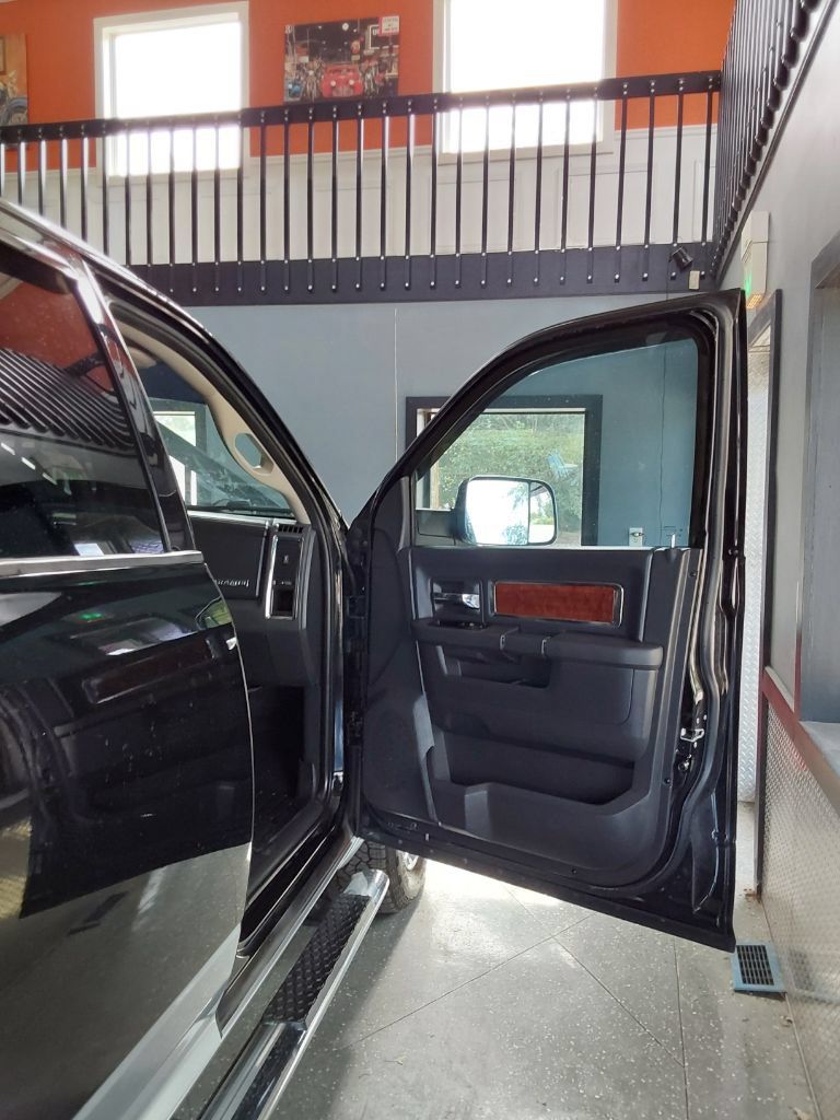 Used 2012 RAM 1500 Laramie AWD/4WD image 14