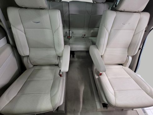 Used 2023 Cadillac Escalade Premium Luxury Platinum AWD/4WD image 25