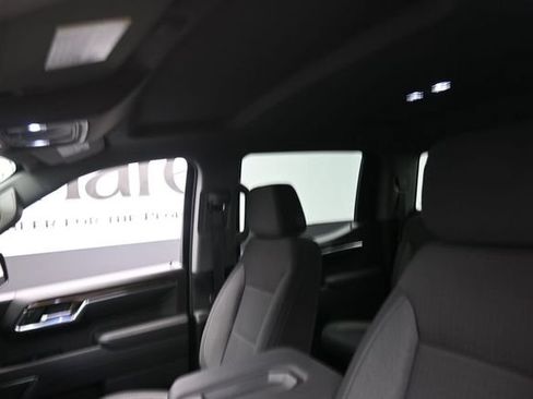 Used 2023 Chevrolet Silverado 1500 LT AWD/4WD image 17