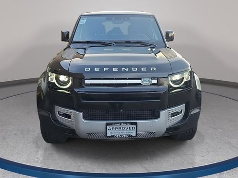 Used 2025 Land Rover Defender 110 S image 2