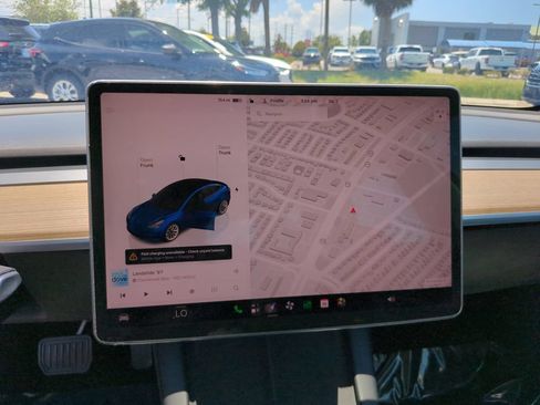 Used 2023 Tesla Model 3 Standard Range RWD image 27