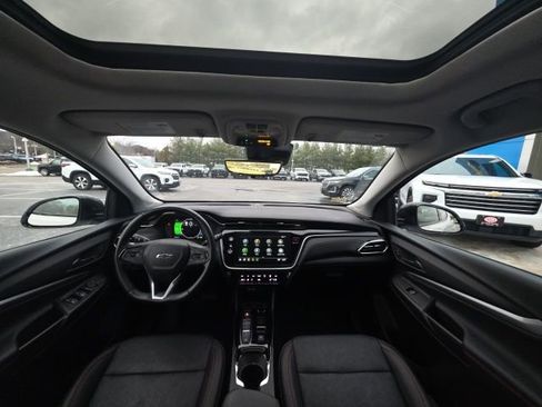 Used 2023 Chevrolet Bolt EUV Premier w/ Sun & Sound Package image 15