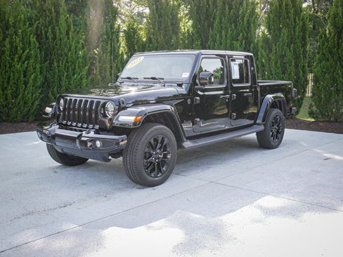 Used 2023 Jeep Gladiator Overland AWD/4WD image 5