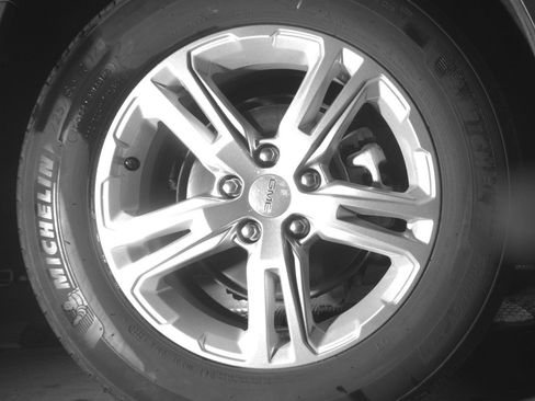 Used 2024 GMC Terrain SLE FWD image 22