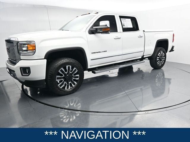 Used 2016 GMC Sierra 2500 Denali w/ Duramax Plus Package AWD/4WD image 5