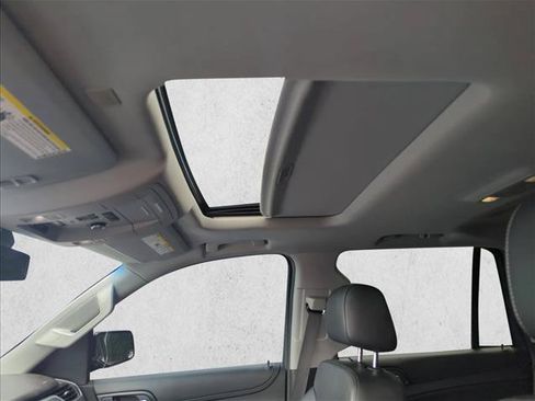Used 2018 Chevrolet Tahoe LT RWD image 20