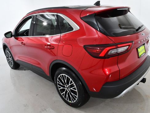 New 2026 Ford Escape SE w/ PHEV Premium Package image 15