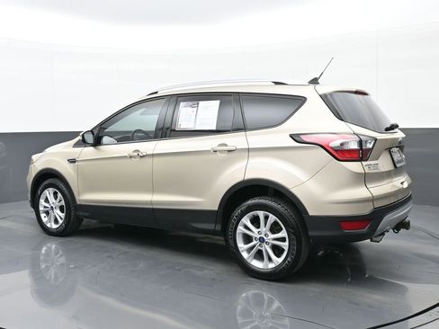 Used 2018 Ford Escape Titanium w/ Ford Safe & Smart Package image 5